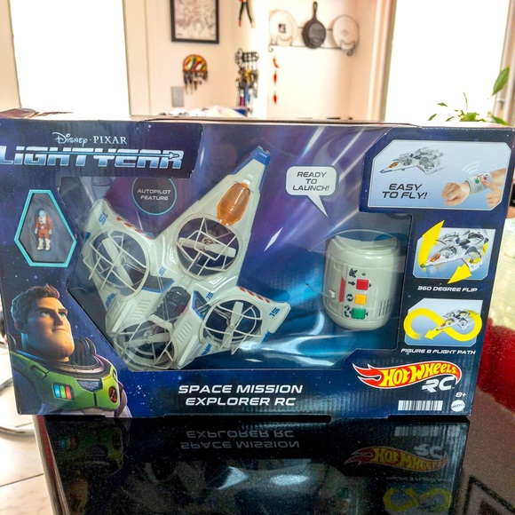 🔥BNWB DISNEYS TOY STORY DRONE🔥 - Picture 1 of 7